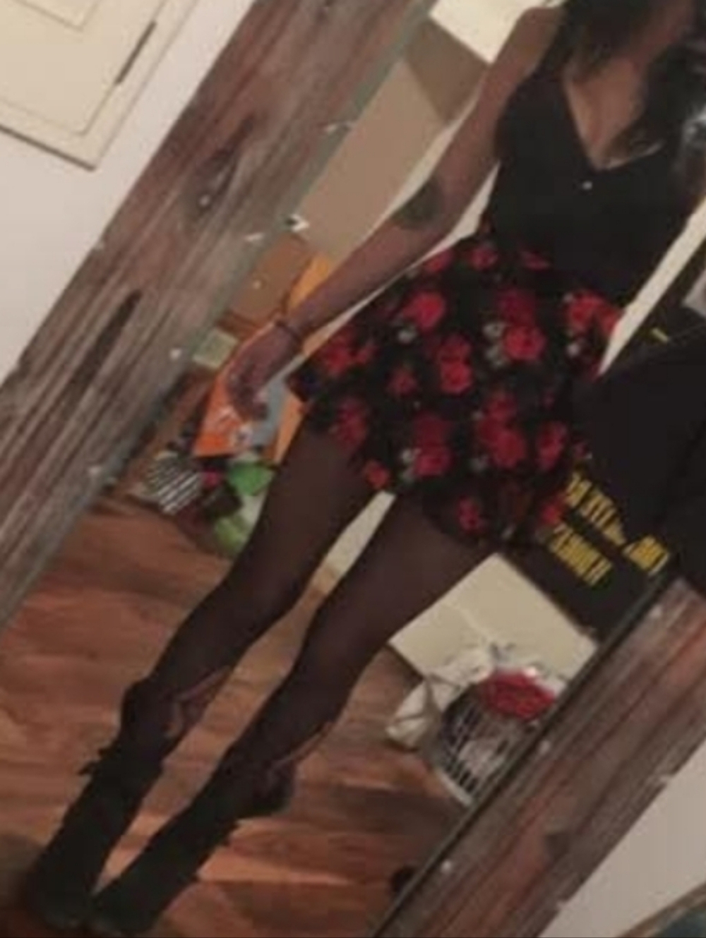 Frenchi Roses Mini Skirt - Picture 3 of 11